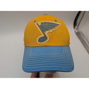 CCM St Louis Blues NHL Hockey Hat Yellow Blue Fitted L/XL Embroidered Logo